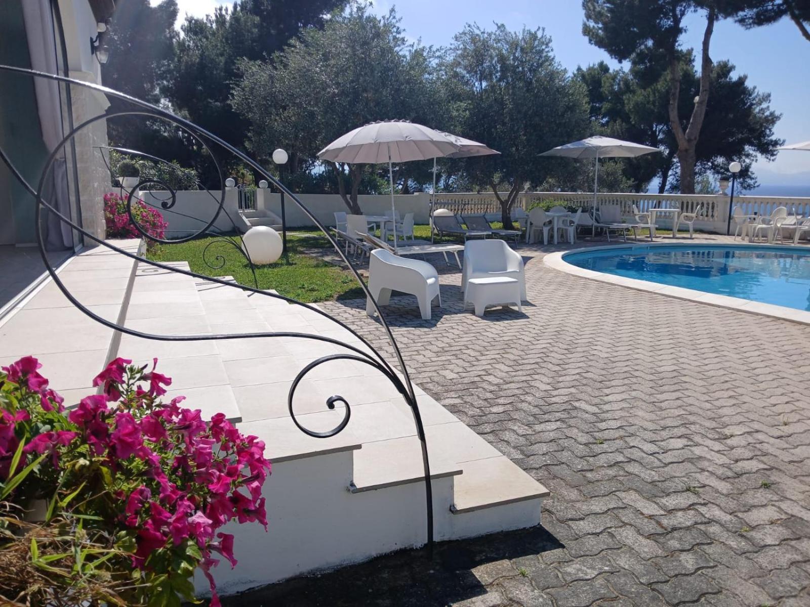 Villa Nunziatella Badia ترابيتو المظهر الخارجي الصورة